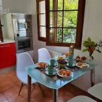 Un Chalecito En Cantabria *